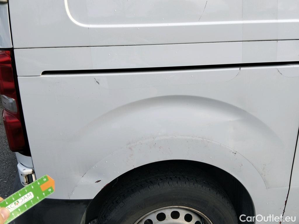  Citroen  Jumpy CITROEN  / 2016 / 4P / furgón Talla M BlueHDi 120 S&S 6v Club (CA) #23