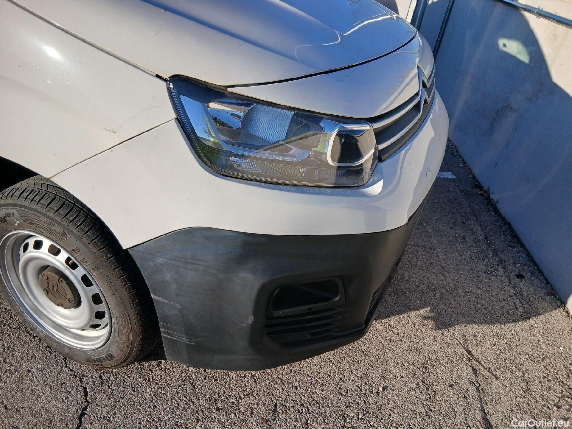 Citroen  Berlingo CITROEN  / 2018 / 3P / furgón derivado de turismo Talla M BlueHDi 100 CONTROL #8