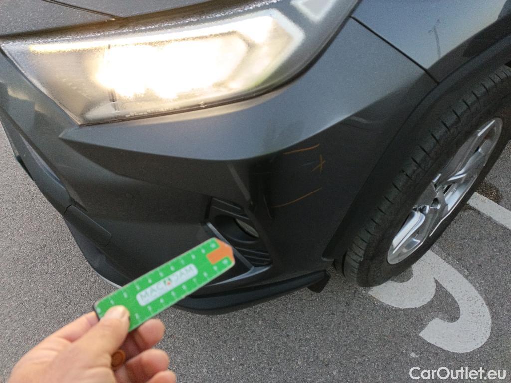  Toyota  RAV4 TOYOTA  / 2018 / 5P / todoterreno 2.5l 220H Advance #15