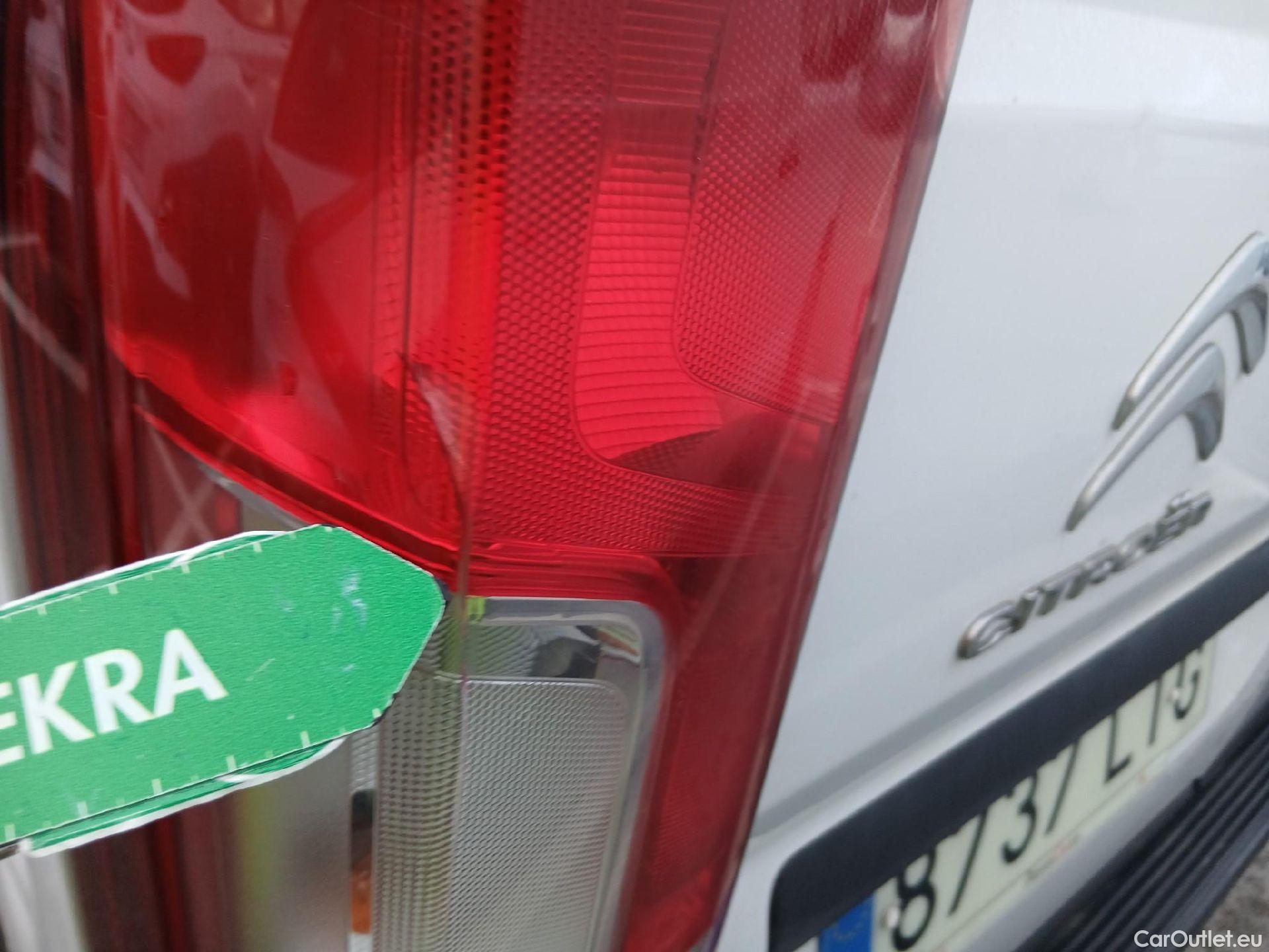  Citroen  Jumper CITROEN  / 2014 / 4P / furgón BlueHDi 103KW (140CV) Furgón 35L3H2 #35