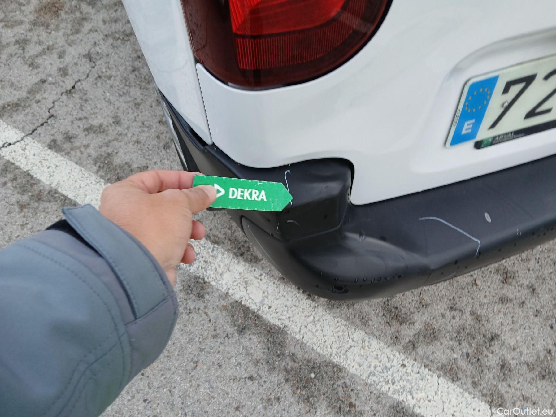  Citroen  Berlingo  Combi Live Pack Business M 1.5 BlueHDi 100CV MT6 E6d #28