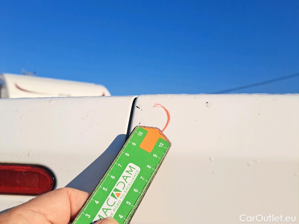  Citroen  Berlingo CITROEN  / 2018 / 4P / combi Talla M BlueHDi 100 LIVE (AC) #13