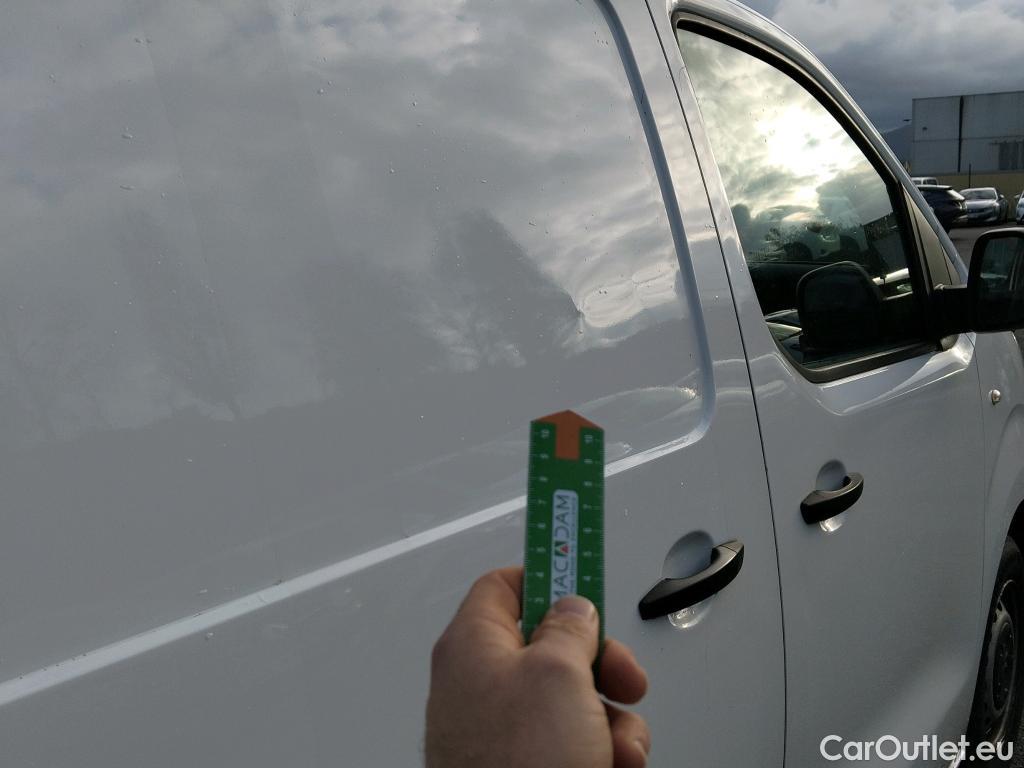  Citroen  Jumpy CITROEN  / 2016 / 4P / furgón Talla M BlueHDi 120 S&S 6v Club (CA) #4