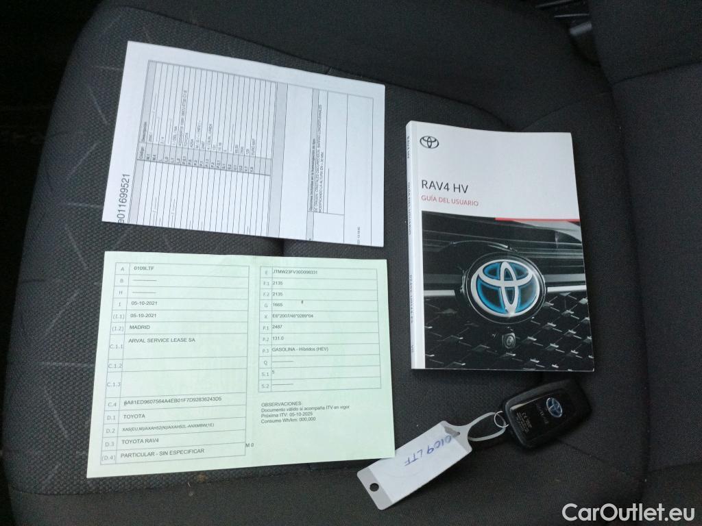  Toyota  RAV4 TOYOTA  / 2018 / 5P / todoterreno 2.5l 220H Advance #1