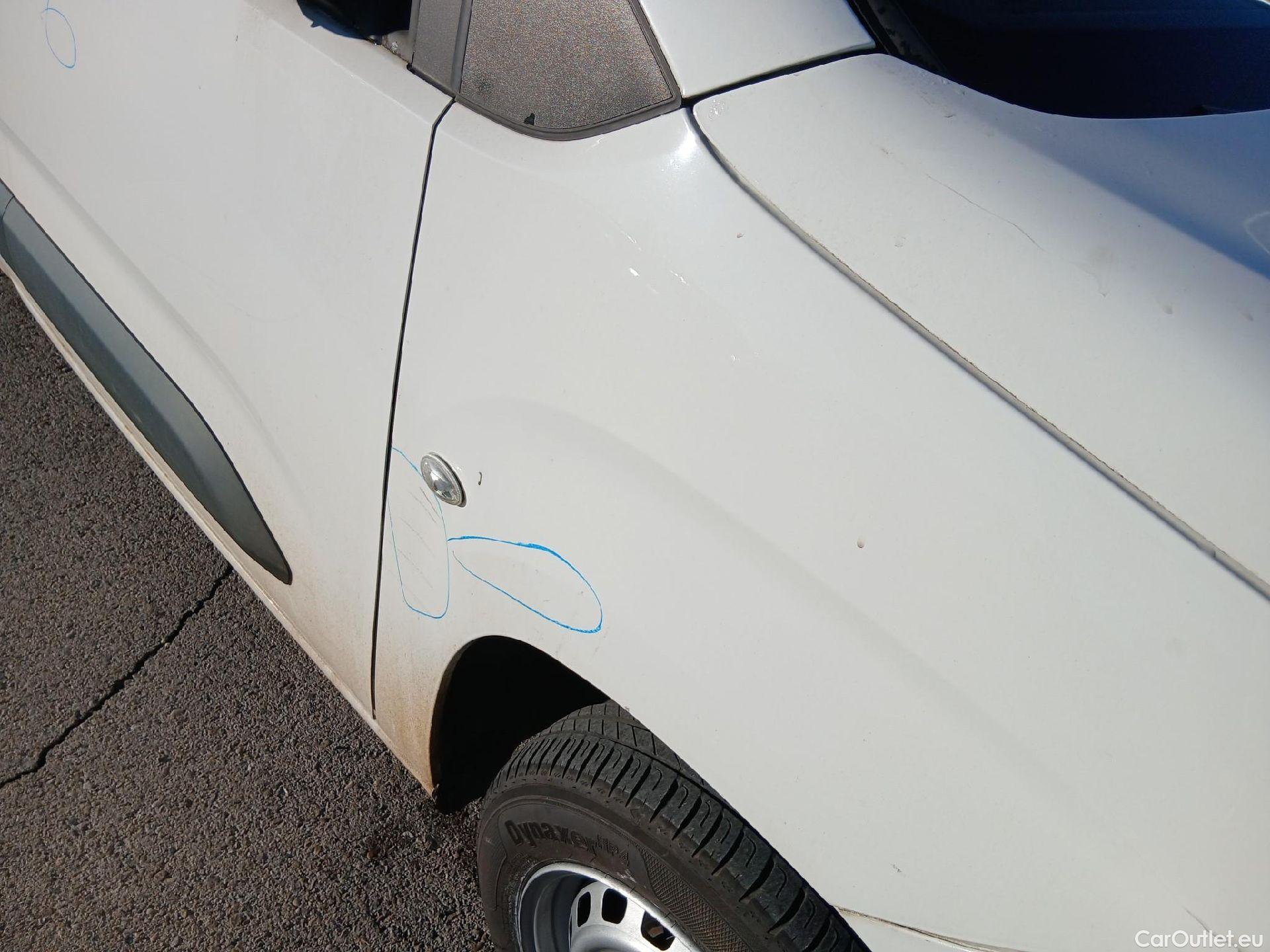  Citroen  Berlingo CITROEN  / 2018 / 3P / furgón derivado de turismo Talla M BlueHDi 100 CONTROL #43