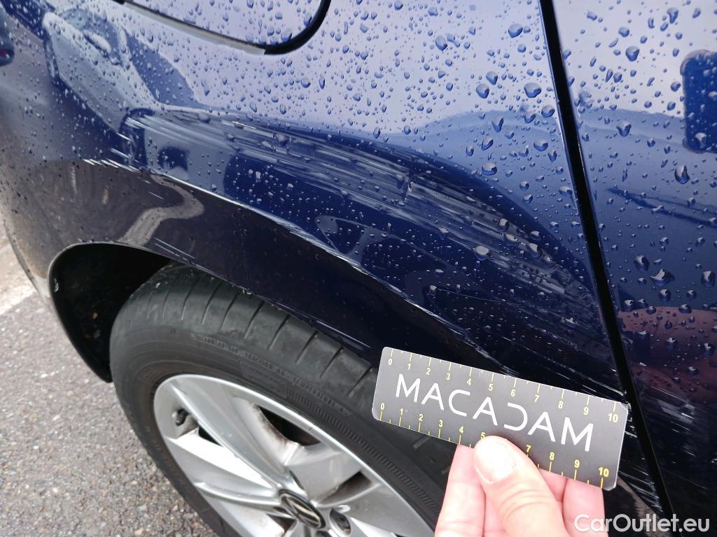  Volkswagen  Golf  VOLKSWAGEN / 2020 / 5P / berlina con portón 2.0 TDI 85kW (115CV) #4