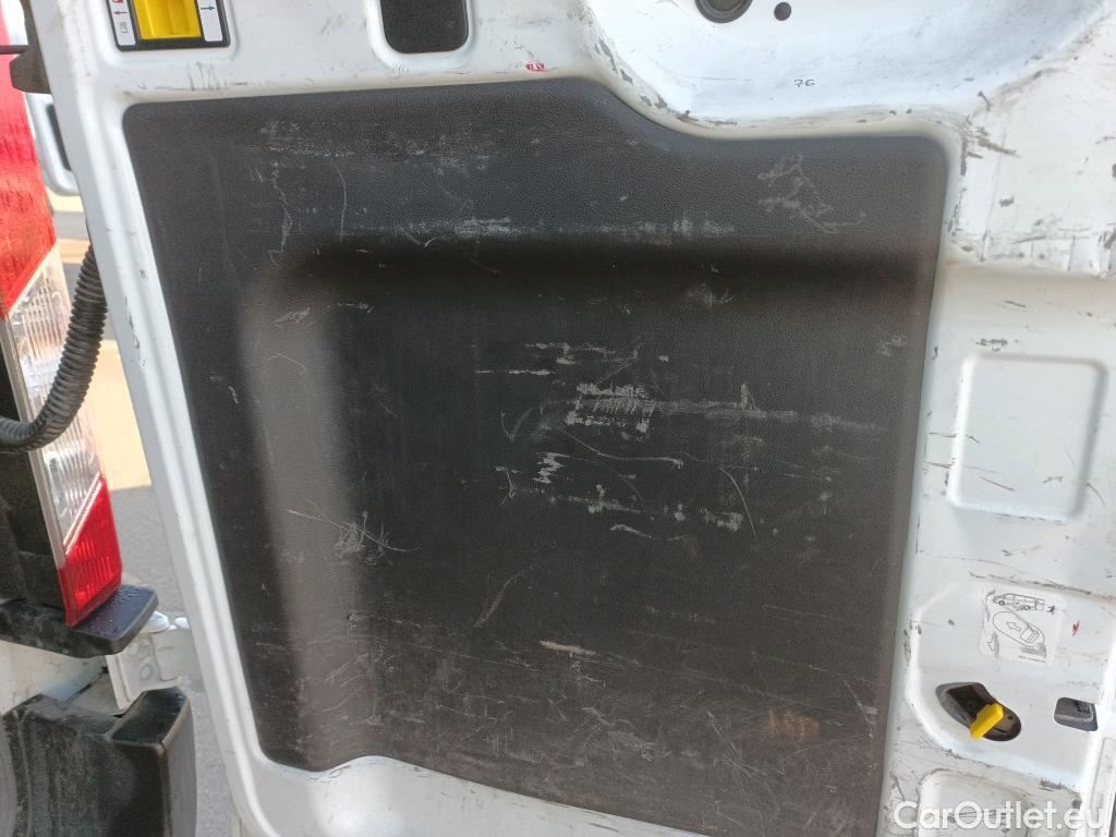  Ford  Transit FORD  / 2013 / 4P / furgón 350 96kW L2H2 Van Trend RWD MHEV #32