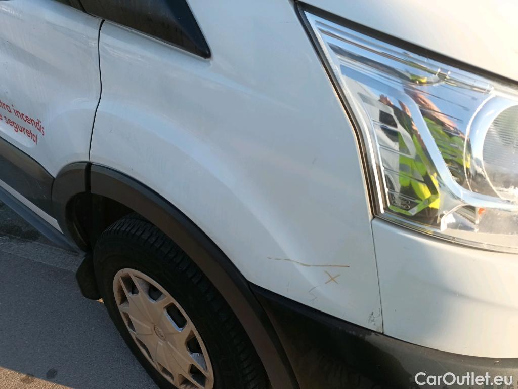  Ford  Transit FORD  / 2013 / 4P / furgón 350 96kW L2H2 Van Trend RWD MHEV #36