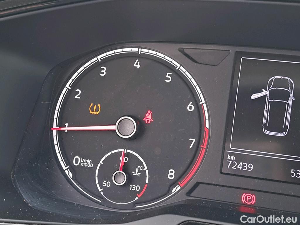  Volkswagen  T-CROSS VOLKSWAGEN  / 2018 / 5P / todoterreno Advance 1.0 TSI 85kW (115CV) DSG (AC) #25