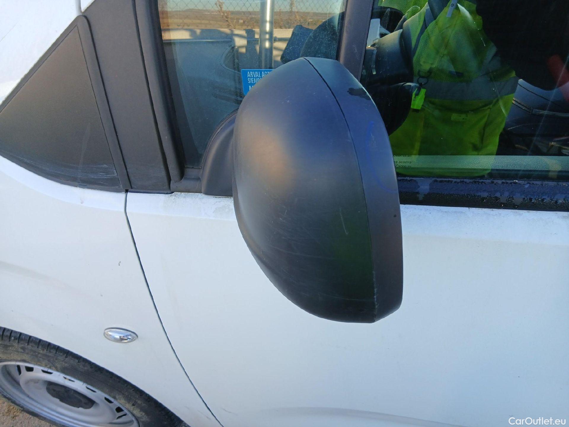  Citroen  Berlingo CITROEN  / 2018 / 3P / furgón derivado de turismo Talla M BlueHDi 100 CONTROL #10