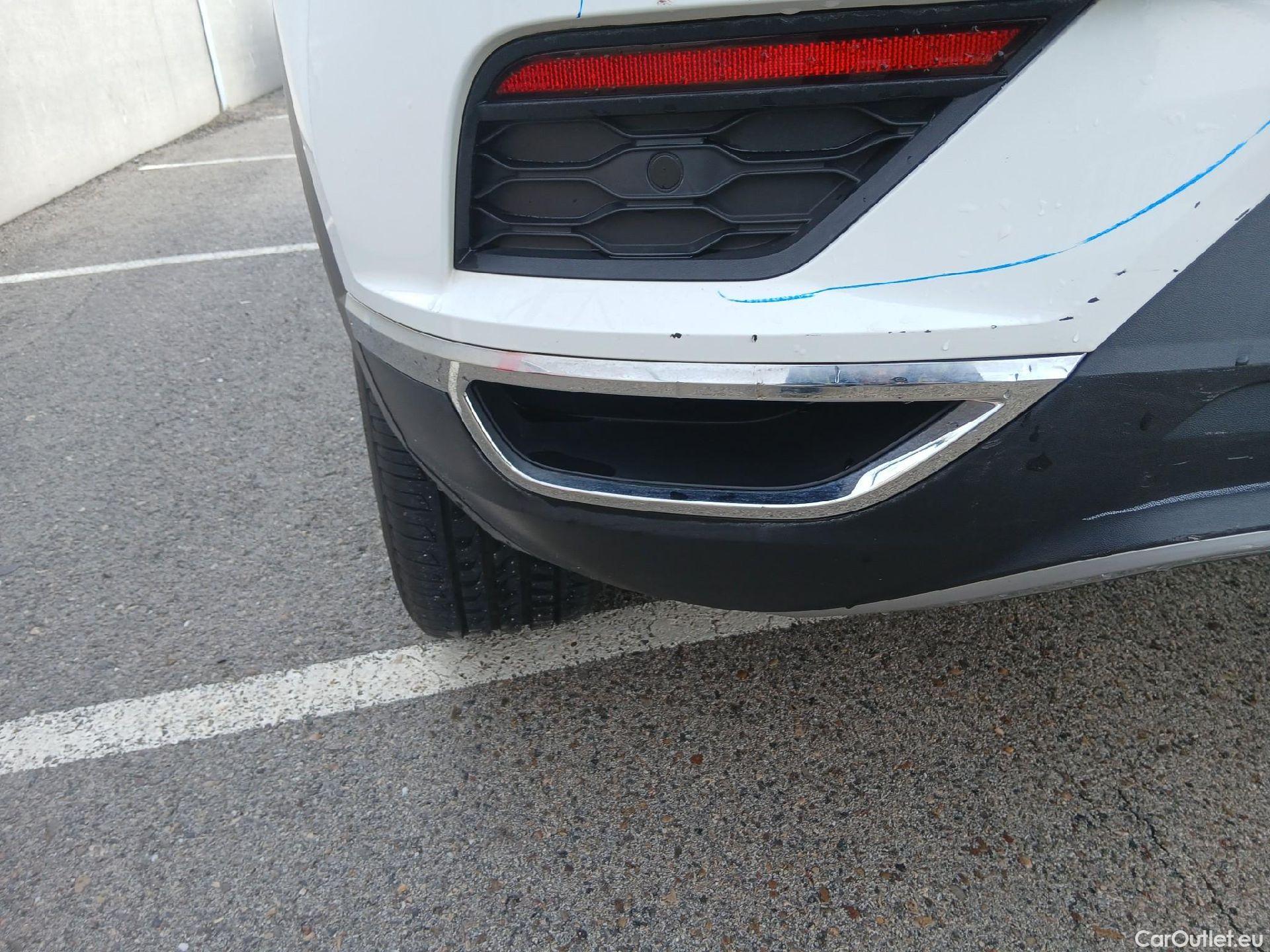  Volkswagen  T-ROC VOLKSWAGEN  / 2017 / 5P / todoterreno Advance 1.0 TSI 85kW (115CV) #27