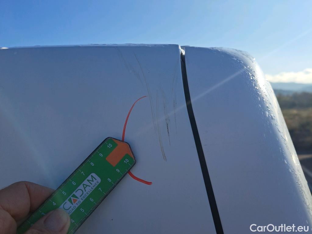  Citroen  Berlingo CITROEN  / 2018 / 4P / combi Talla M BlueHDi 100 LIVE (AC) #53