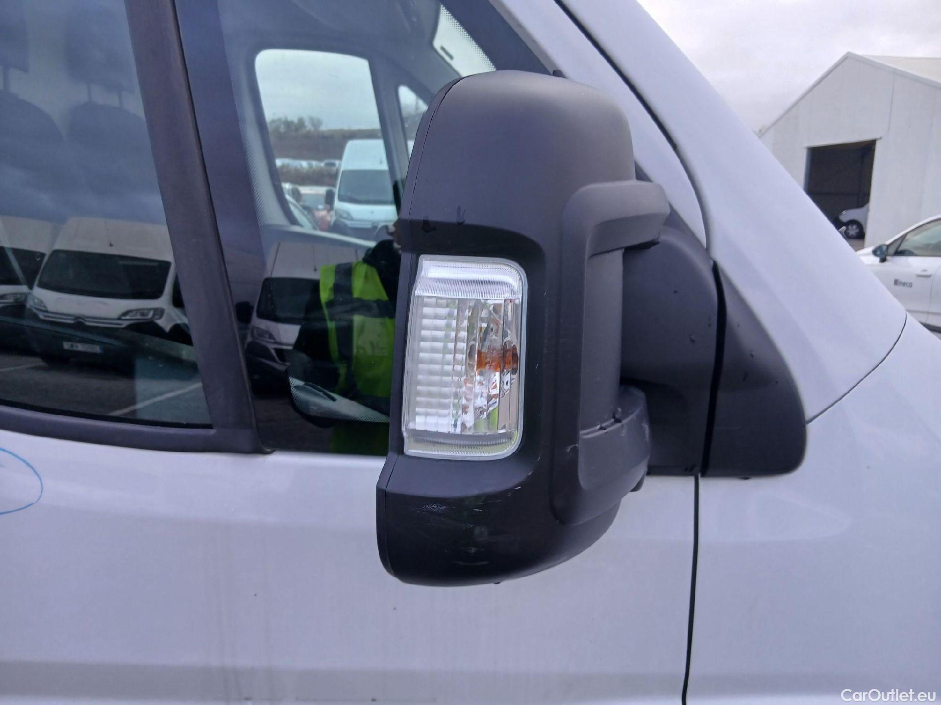  Citroen  Jumper CITROEN  / 2014 / 4P / furgón BlueHDi 103KW (140CV) Furgón 35L3H2 #55