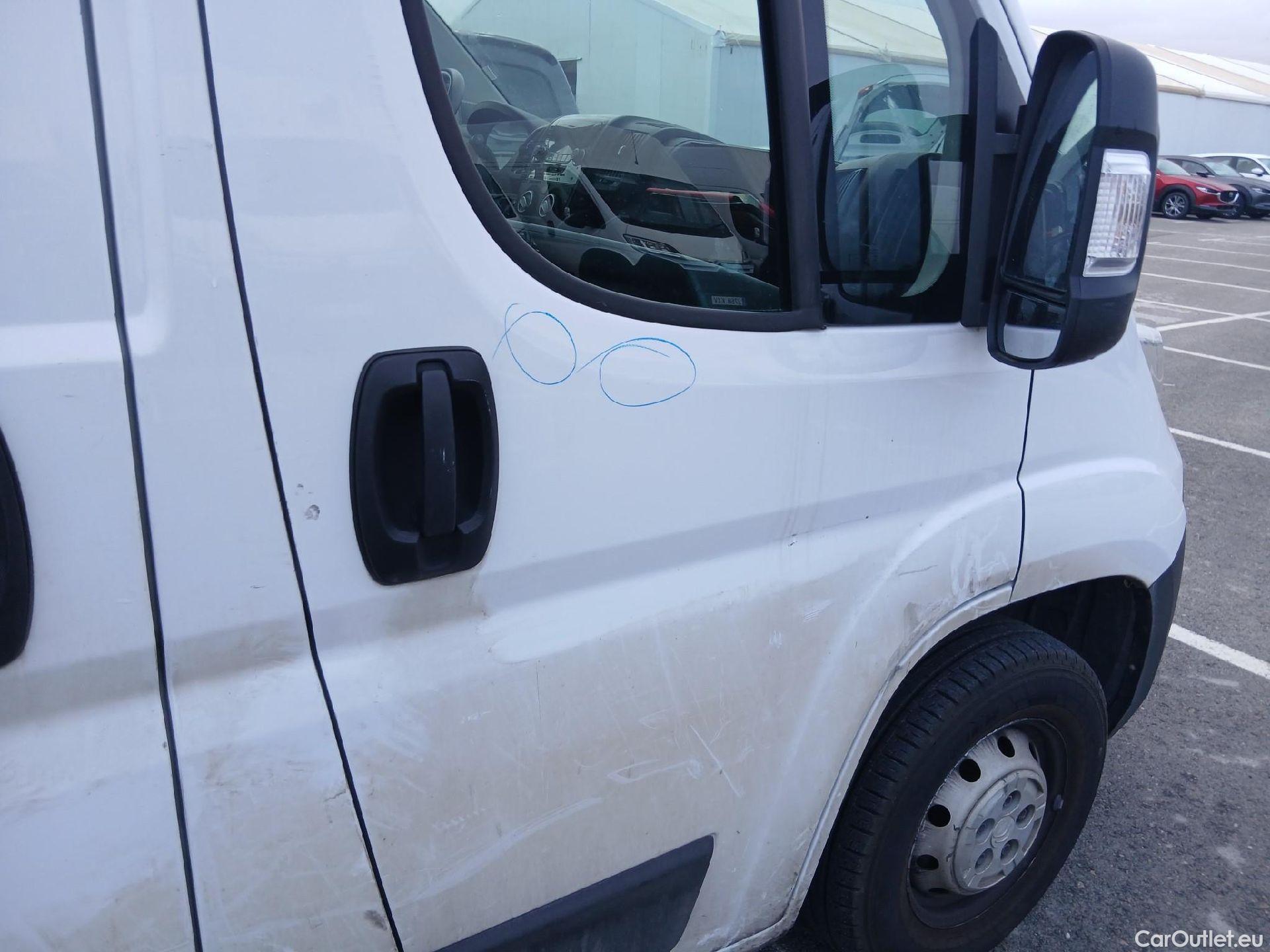  Citroen  Jumper CITROEN  / 2014 / 4P / furgón BlueHDi 103KW (140CV) Furgón 35L3H2 #53