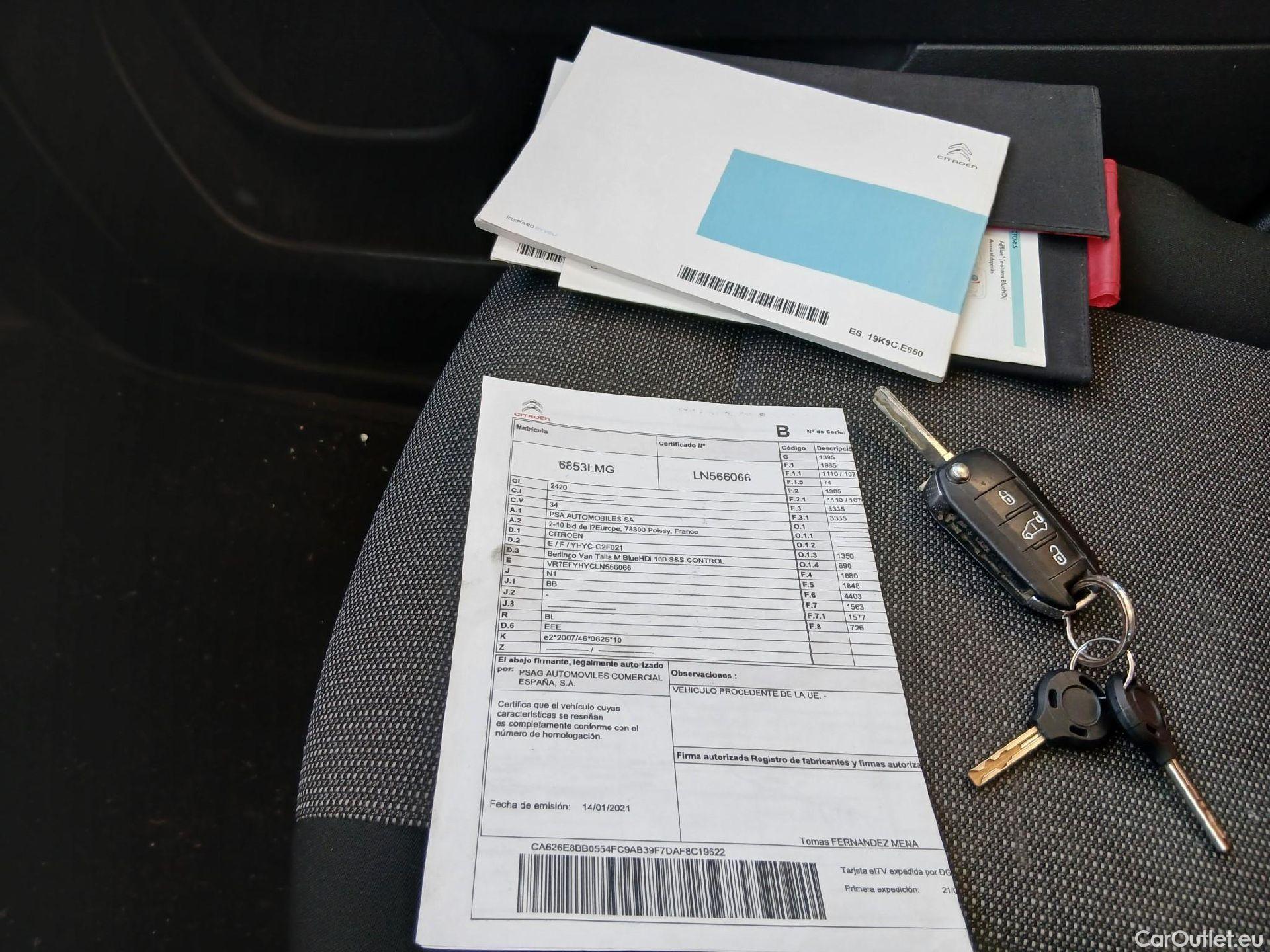  Citroen  Berlingo CITROEN  / 2018 / 3P / furgón derivado de turismo Talla M BlueHDi 100 CONTROL #1