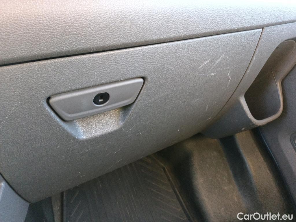  Ford  Transit FORD  / 2013 / 4P / furgón 350 96kW L2H2 Van Trend RWD MHEV #34