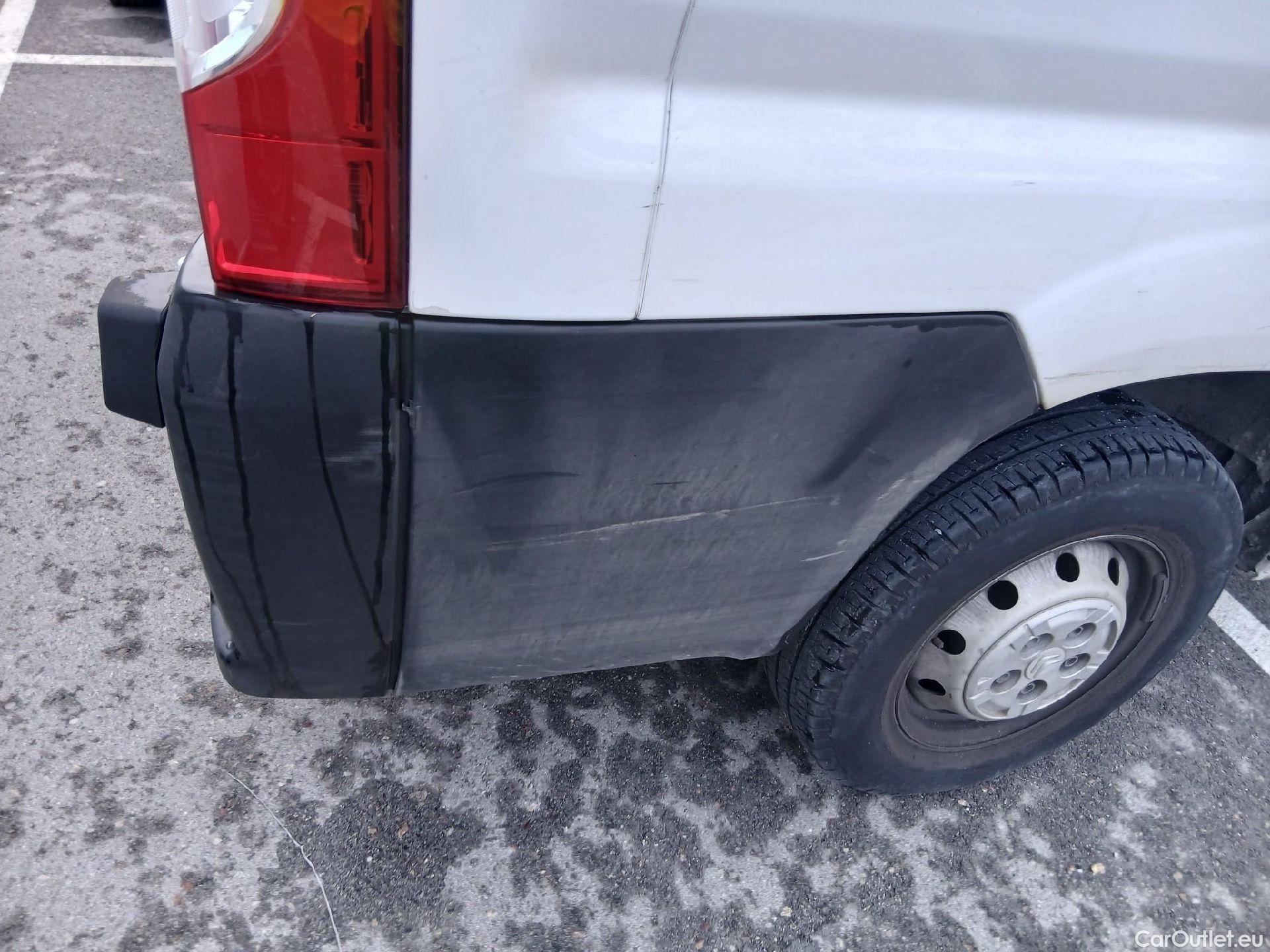  Citroen  Jumper CITROEN  / 2014 / 4P / furgón BlueHDi 103KW (140CV) Furgón 35L3H2 #47