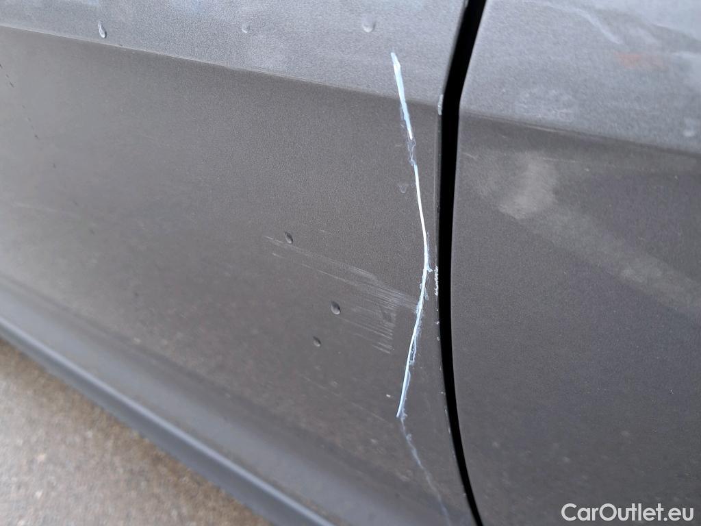  Volkswagen  T-CROSS VOLKSWAGEN  / 2018 / 5P / todoterreno Advance 1.0 TSI 85kW (115CV) DSG (AC) #13