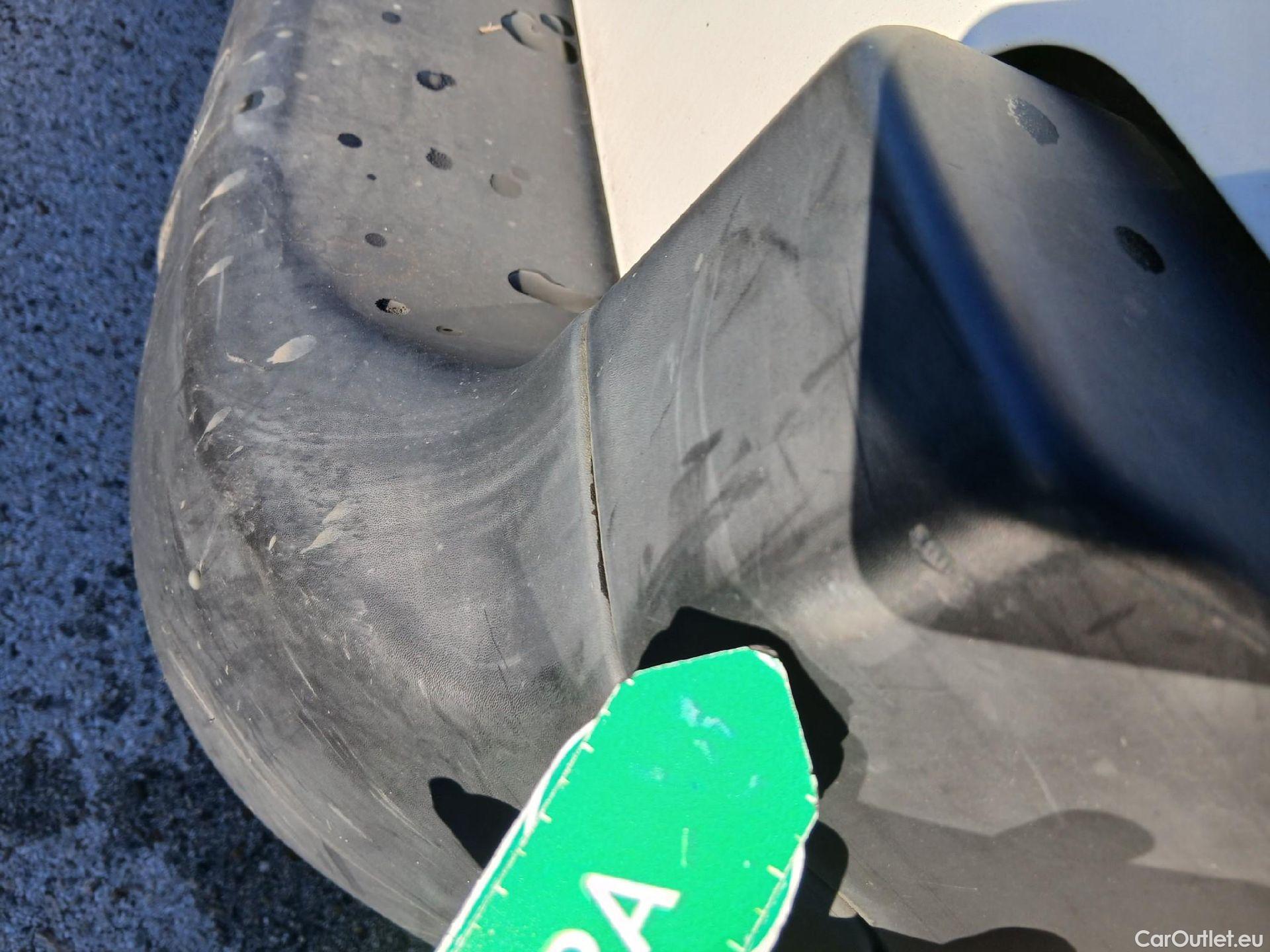  Citroen  Berlingo CITROEN  / 2018 / 3P / furgón derivado de turismo Talla M BlueHDi 100 CONTROL #29