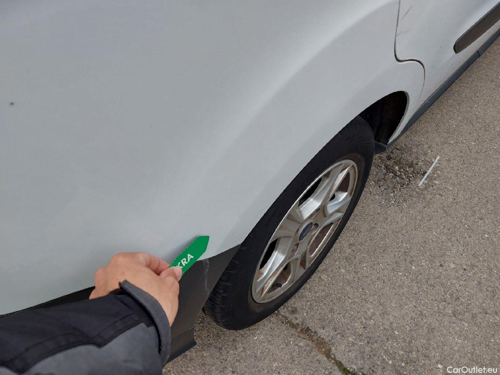  Ford  Transit  Courier Trend 1.5 TDCi 100CV MT6 E6d #19