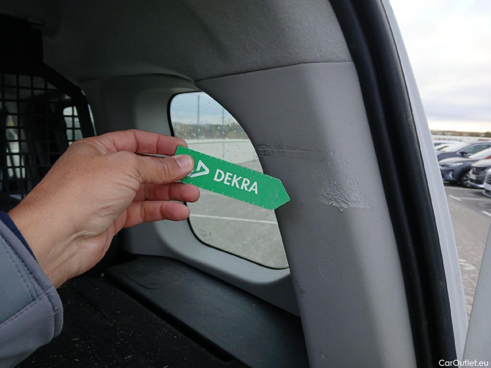  Citroen  Berlingo  Combi Live Pack Business M 1.5 BlueHDi 100CV MT6 E6d #10