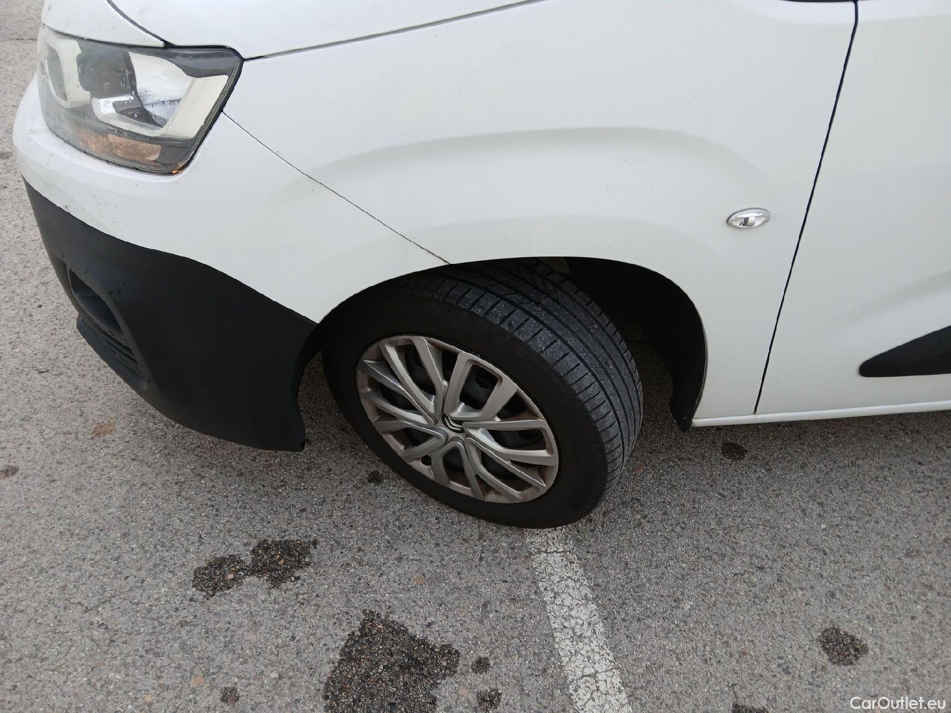  Citroen  Berlingo  Combi Live Pack Business M 1.5 BlueHDi 100CV MT6 E6d #12