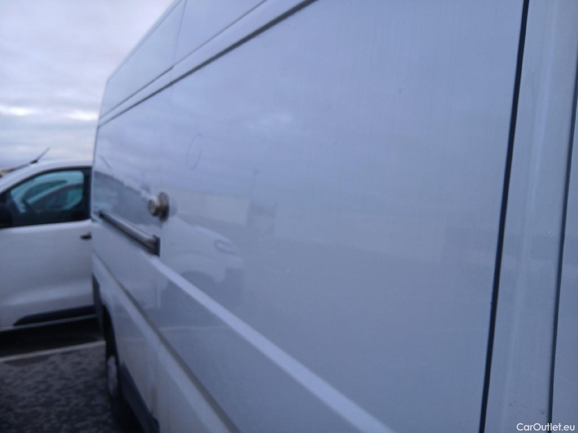  Citroen  Jumper CITROEN  / 2014 / 4P / furgón BlueHDi 103KW (140CV) Furgón 35L3H2 #52