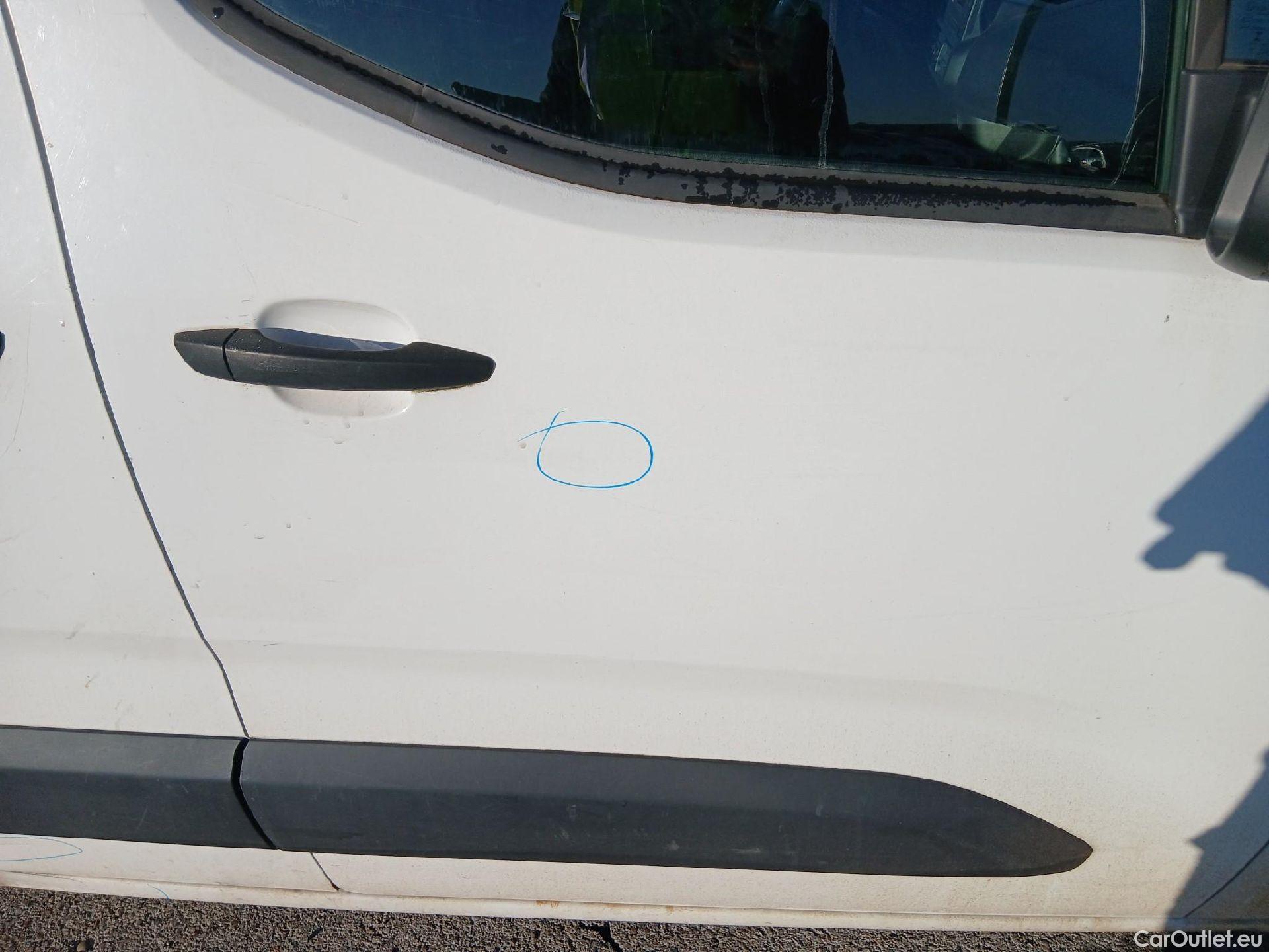  Citroen  Berlingo CITROEN  / 2018 / 3P / furgón derivado de turismo Talla M BlueHDi 100 CONTROL #38