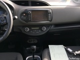 Toyota  Yaris TOYOTA  / 2017 / 5P / berlina con portón 1.5 100H Active #13