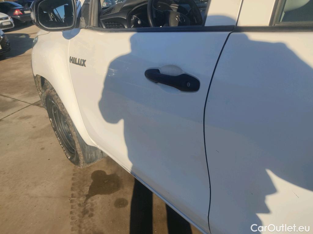  Toyota  Hilux TOYOTA  VU 4p 7G pickup 2.4 D-4D Cabina Doble GX 4x4 #29