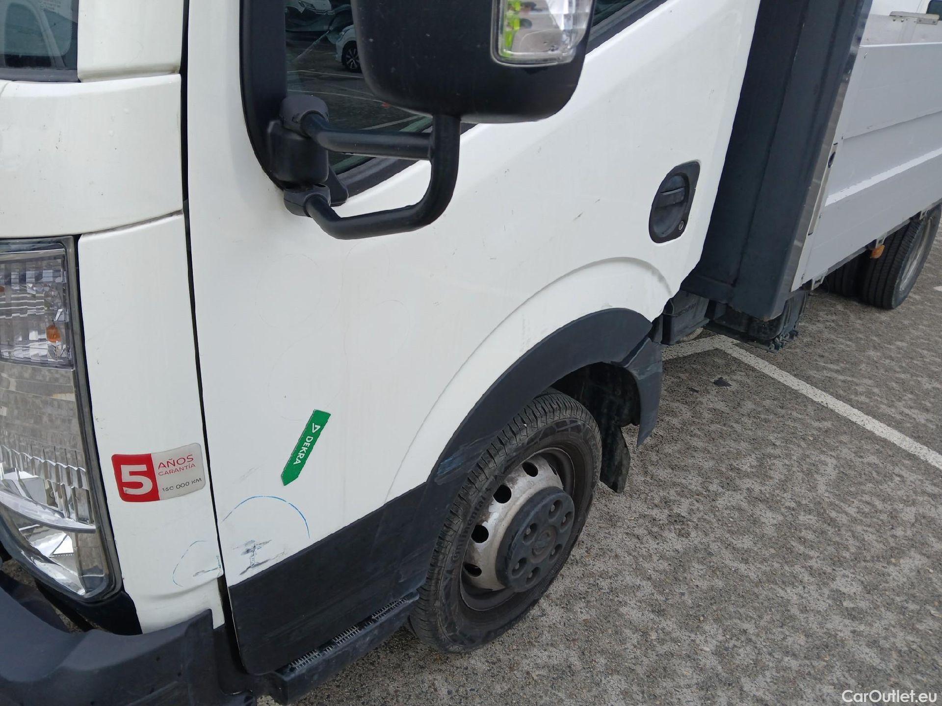  Nissan  NV400 NISSAN NT400 / 2014 / 2P / chasis cabina 35.13/3 Comfort Cabina Abatible Larga #19