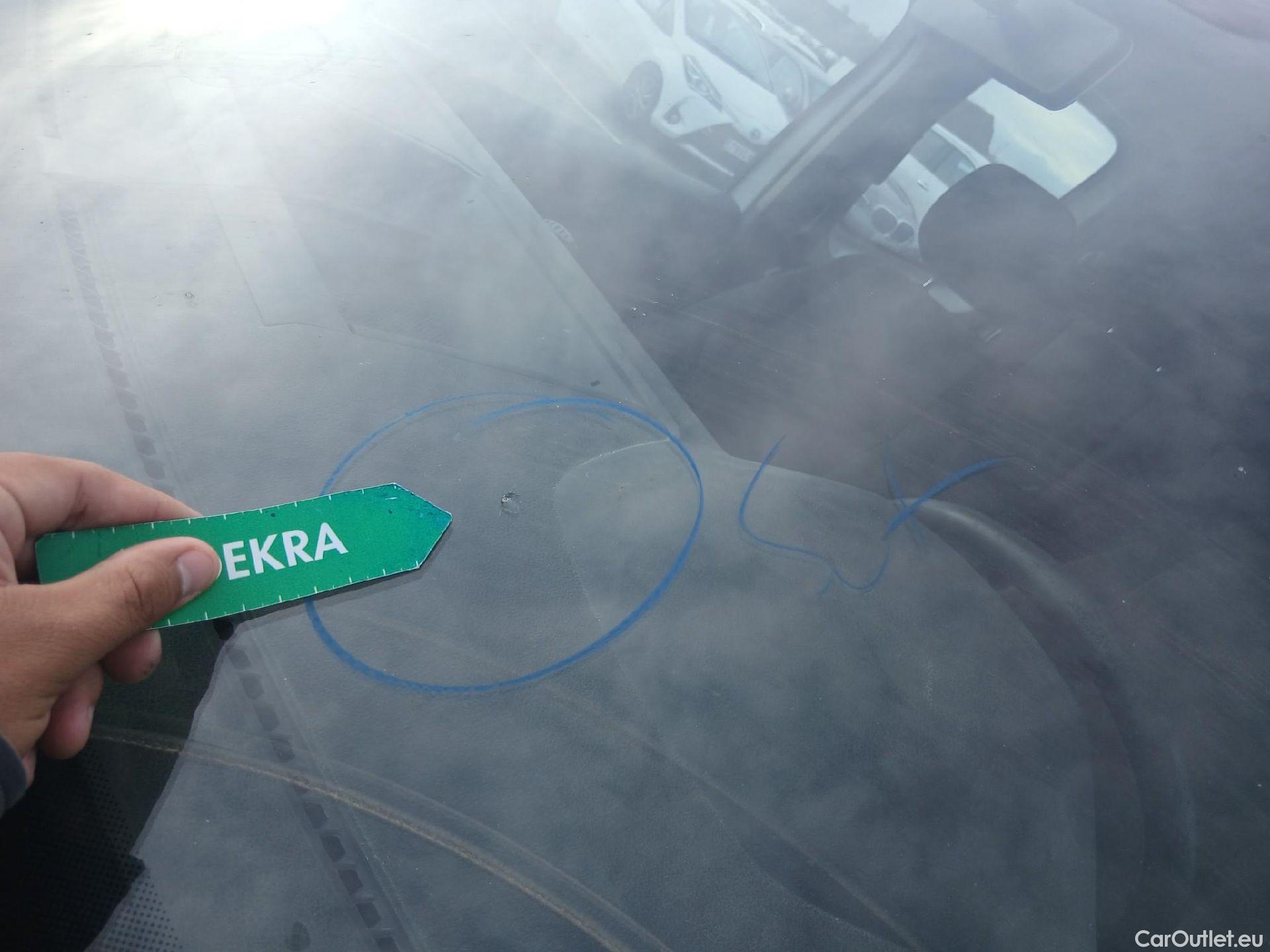  Volkswagen  Caddy VOLKSWAGEN  / 2015 / 4P / combi Profesion Maxi Kombi 2.0 TDI 90kW 4Mot #29