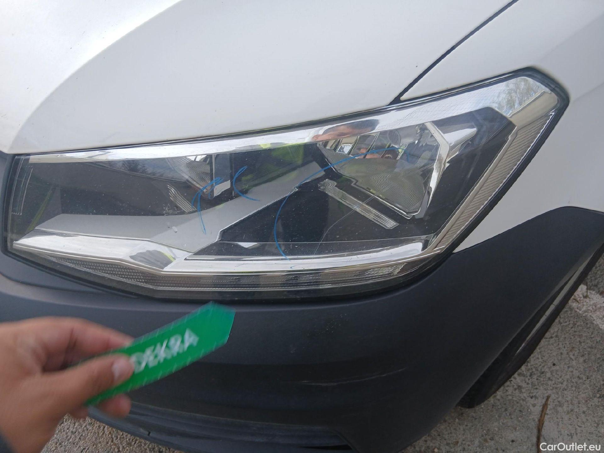  Volkswagen  Caddy VOLKSWAGEN  / 2015 / 4P / combi Profesion Maxi Kombi 2.0 TDI 90kW 4Mot #25