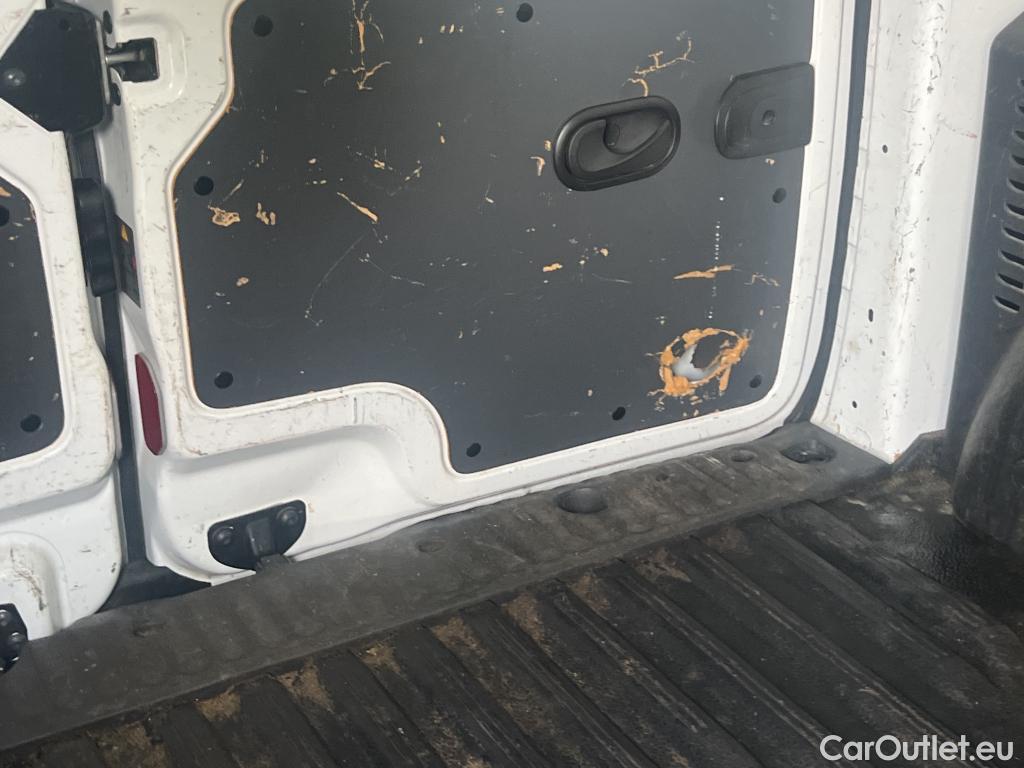  Nissan  NV200 NISSAN NV250 / 2019 / 4P / furgón 2pl 1.5dCi 70 kW (95 CV) L2H1 COMFORT #32