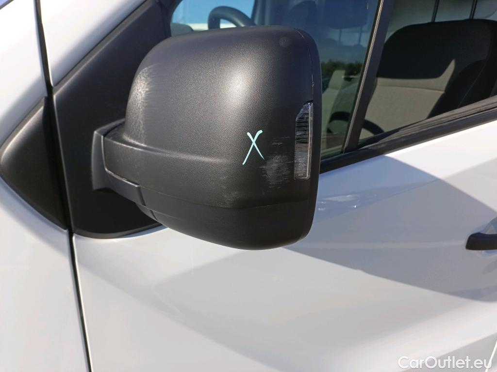  Renault  Trafic  III Furgón L1H1 2 7t Komfort 1.6 dCi 120CV MT6 E5 #13