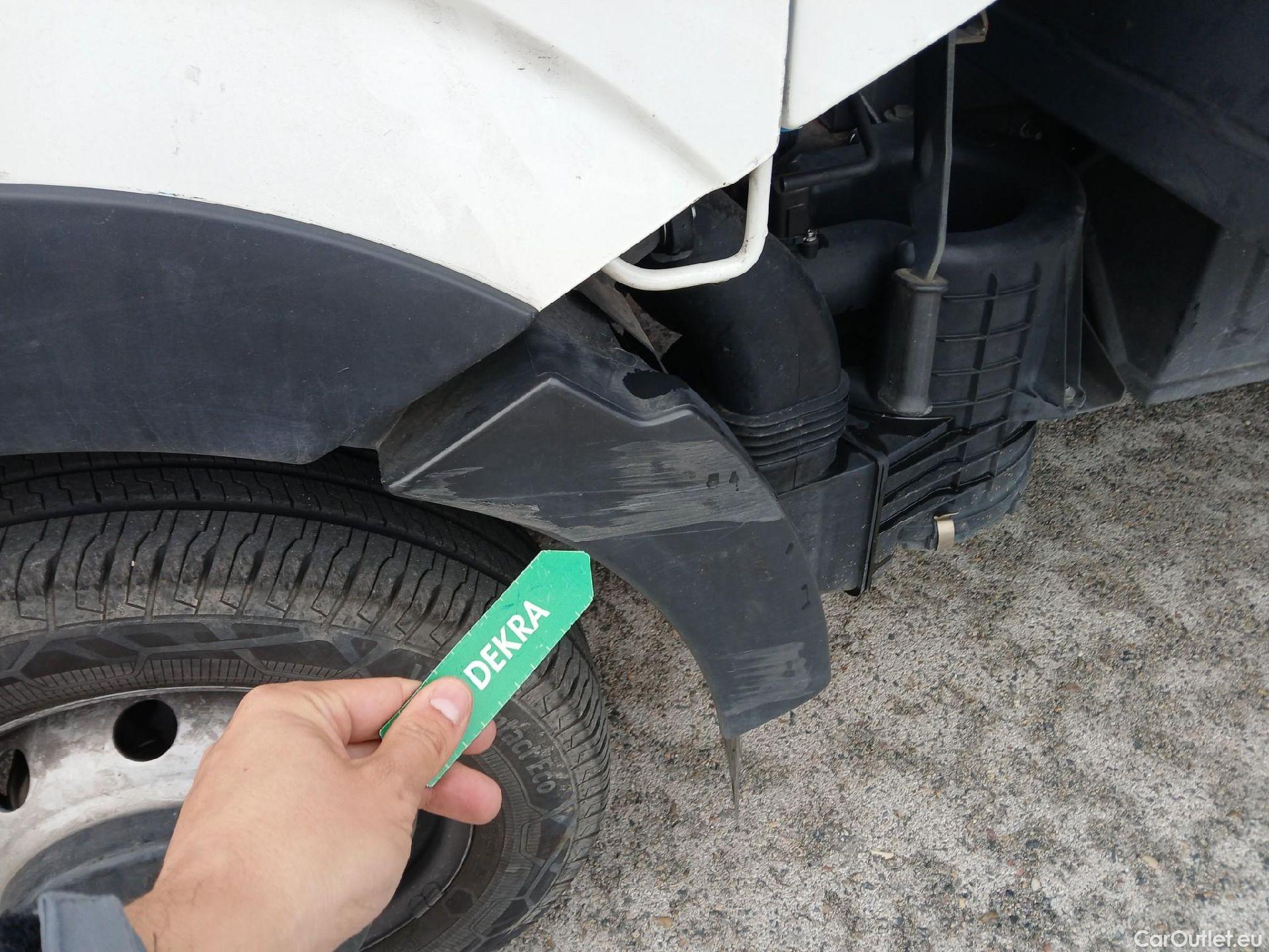  Nissan  NV400 NISSAN NT400 / 2014 / 2P / chasis cabina 35.13/3 Comfort Cabina Abatible Larga #25