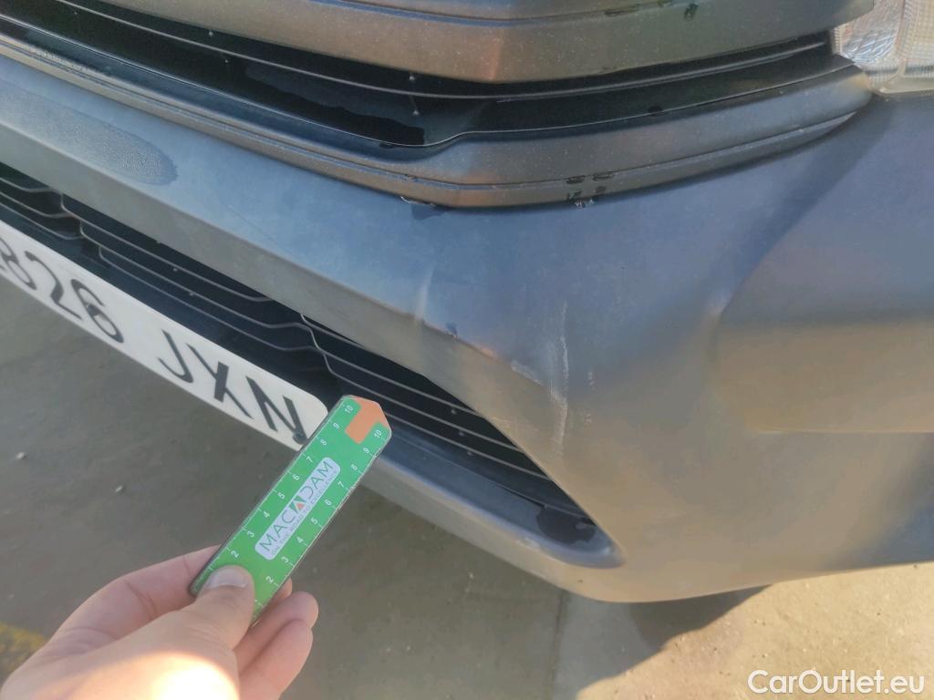  Toyota  Hilux TOYOTA  VU 4p 7G pickup 2.4 D-4D Cabina Doble GX 4x4 #16