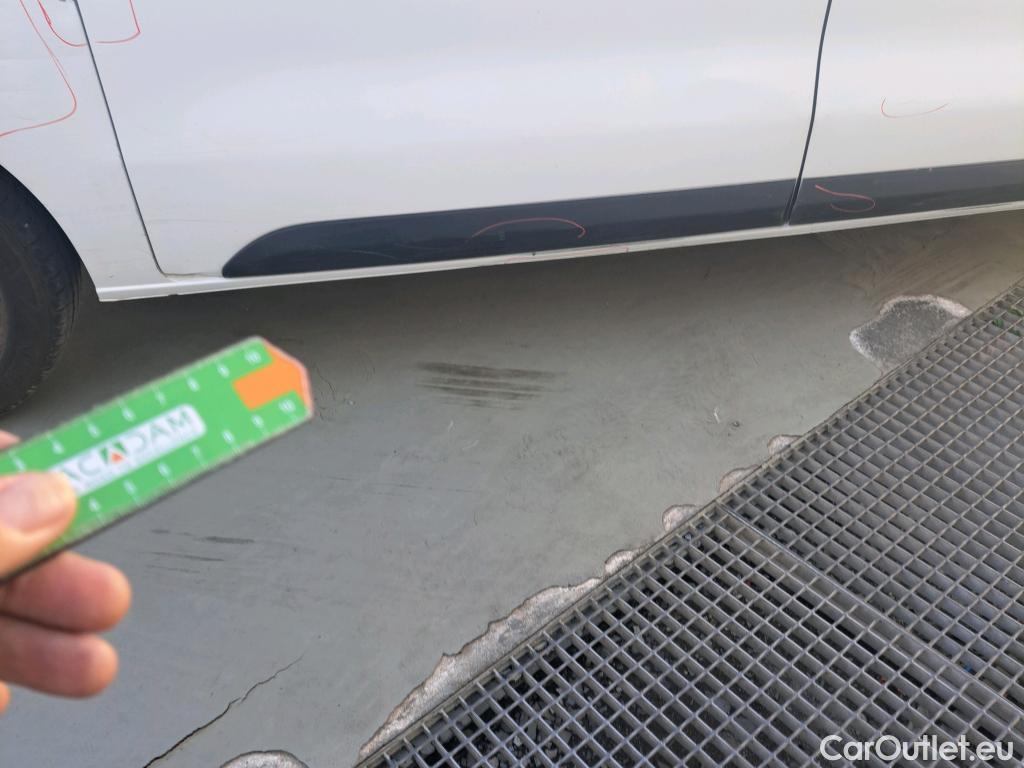  Opel  Vivaro OPEL  / 2019 / 4P / combi 1.5 Diésel 88kW (120CV) M Std Express #18