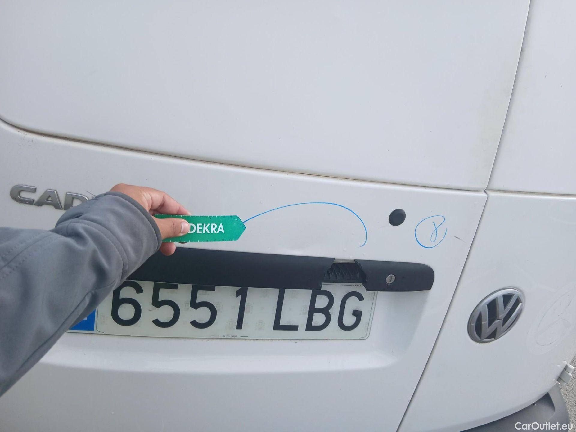  Volkswagen  Caddy VOLKSWAGEN  / 2015 / 4P / combi Profesion Maxi Kombi 2.0 TDI 90kW 4Mot #47