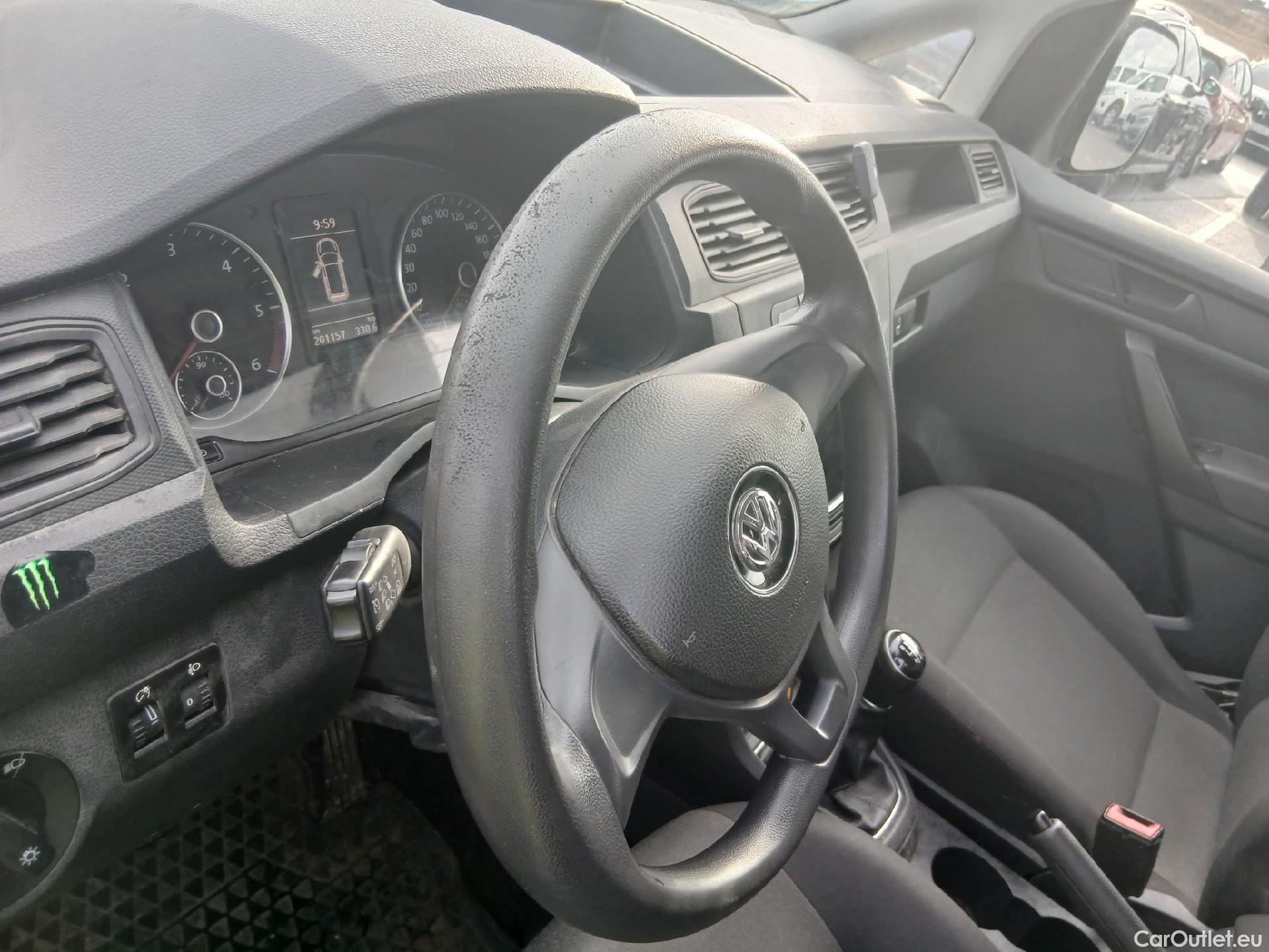  Volkswagen  Caddy VOLKSWAGEN  / 2015 / 4P / combi Profesion Maxi Kombi 2.0 TDI 90kW 4Mot #4