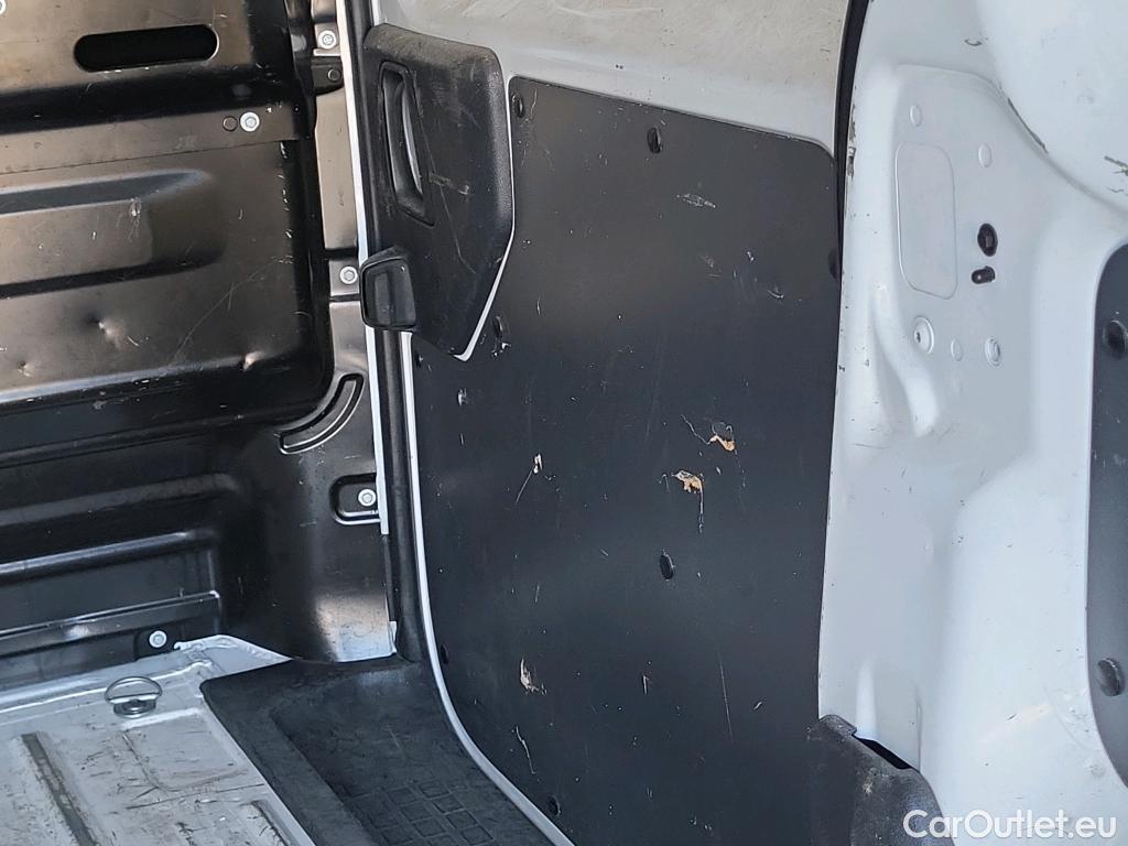  Opel  Vivaro OPEL  / 2019 / 4P / furgón 1.5 Diésel 74kW(100CV)M Std Exp #12