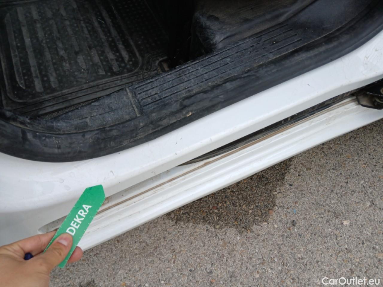  Renault  Kangoo RENAULT  Combi / 2021 / 5P / combi Life Edition One 1.5 Blue dCi 70kW(95CV) (IND)(AC) #36