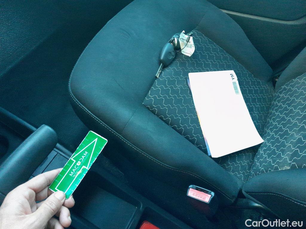  Renault  Kangoo RENAULT  FURGÓN VU 3p 2G furgón deriv Profesional 2014 dCi 75 Gen5 #60