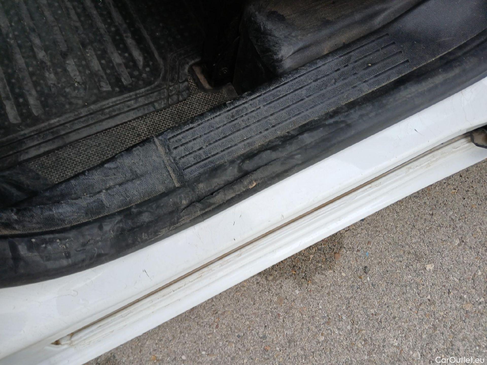  Renault  Kangoo RENAULT  Combi / 2021 / 5P / combi Life Edition One 1.5 Blue dCi 70kW(95CV) (IND)(AC) #42