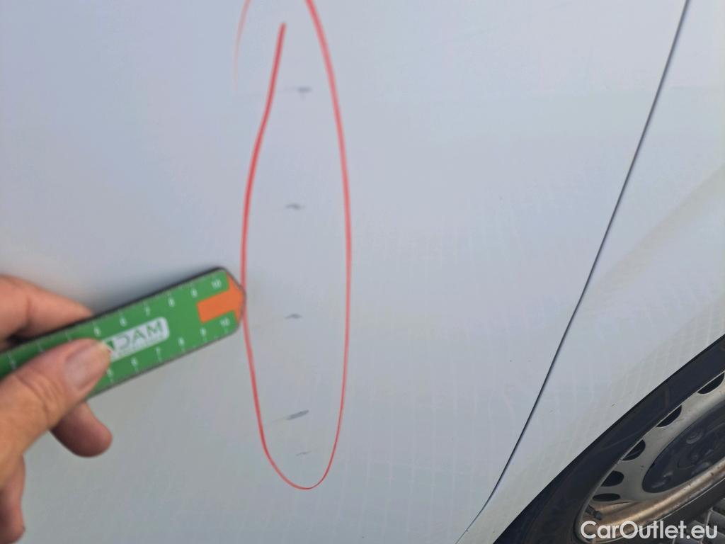  Opel  Vivaro OPEL  / 2019 / 4P / combi 1.5 Diésel 88kW (120CV) M Std Express #26