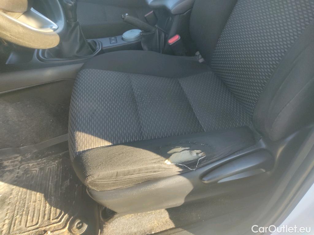  Toyota  Hilux TOYOTA  VU 4p 7G pickup 2.4 D-4D Cabina Doble GX 4x4 #13