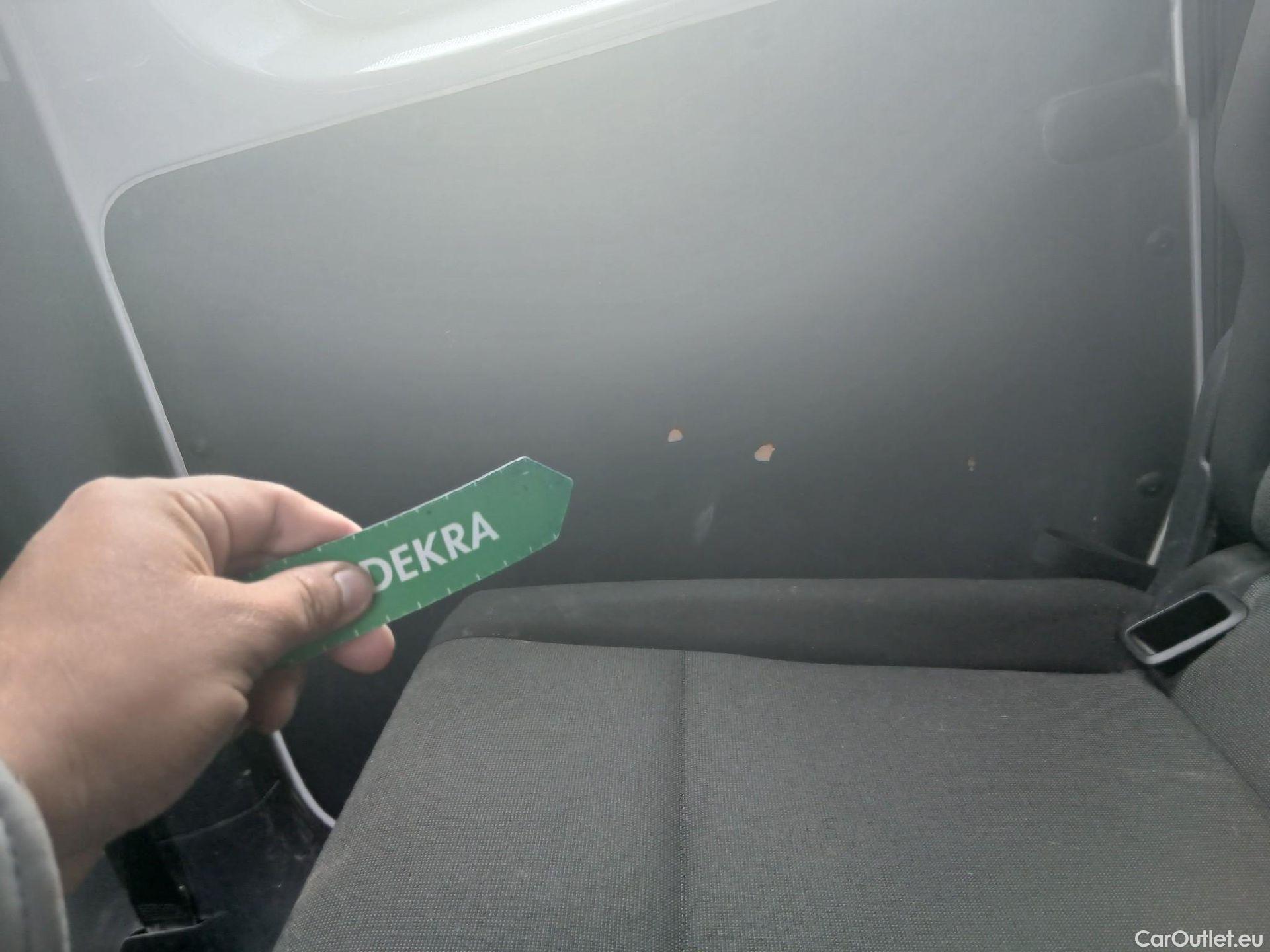  Volkswagen  Caddy VOLKSWAGEN  / 2015 / 4P / combi Profesion Maxi Kombi 2.0 TDI 90kW 4Mot #10