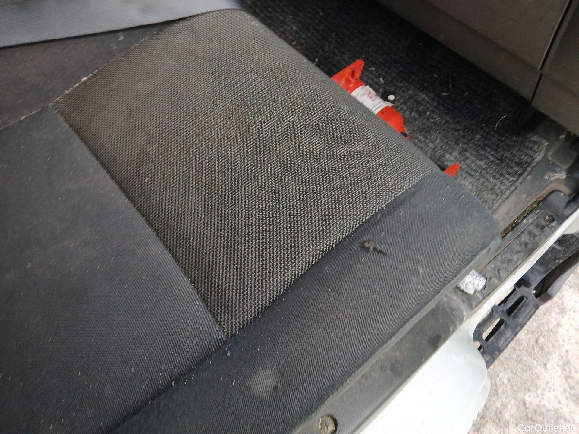  Nissan  NV400 NISSAN NT400 / 2014 / 2P / chasis cabina 35.13/3 Comfort Cabina Abatible Larga #4