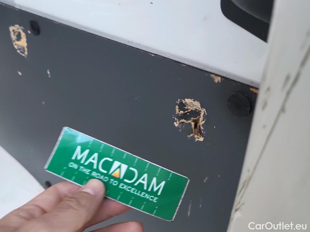  Opel  Vivaro OPEL  / 2019 / 4P / furgón 1.5 Diésel 74kW(100CV)M Std Exp #10