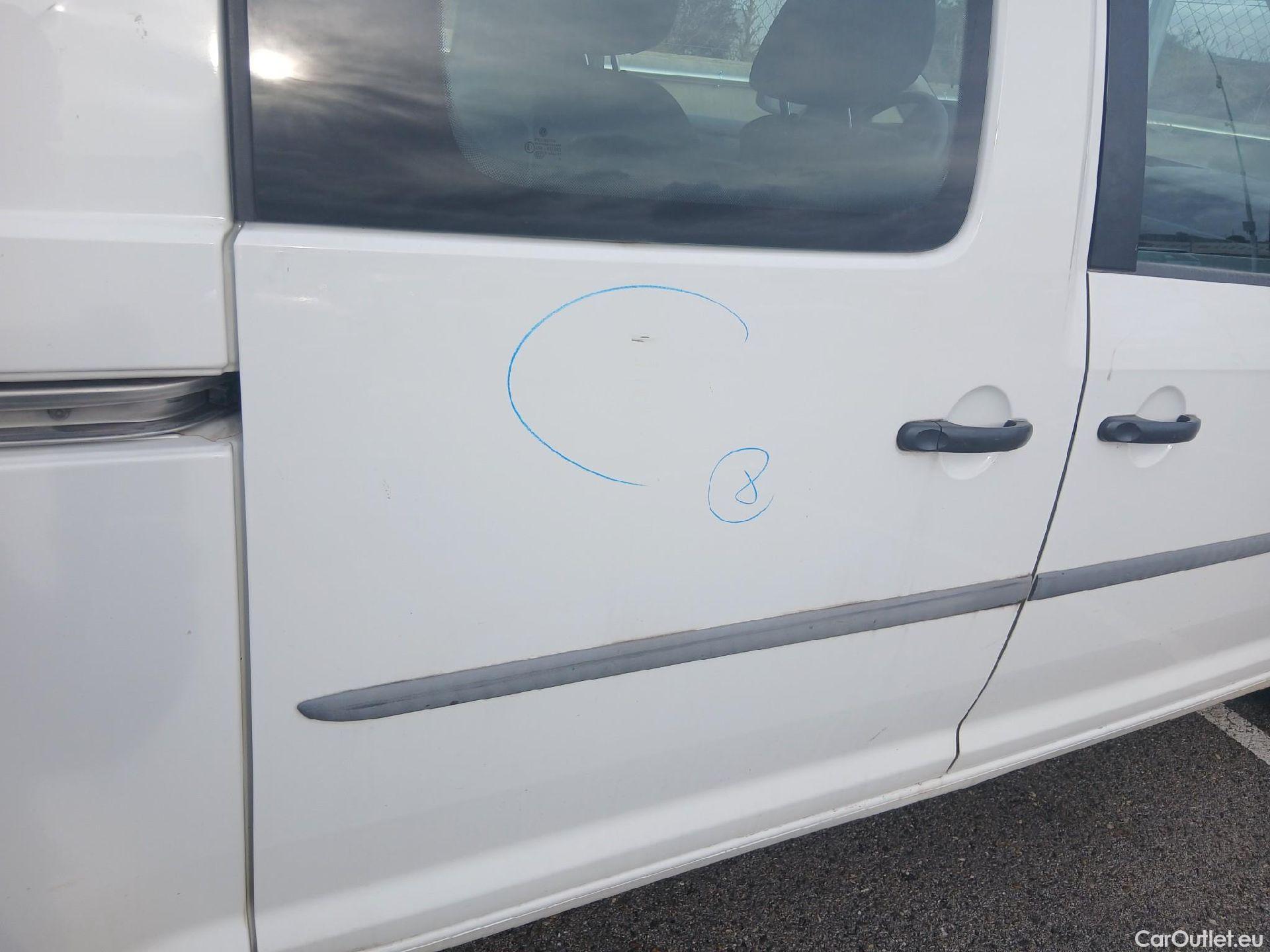  Volkswagen  Caddy VOLKSWAGEN  / 2015 / 4P / combi Profesion Maxi Kombi 2.0 TDI 90kW 4Mot #55